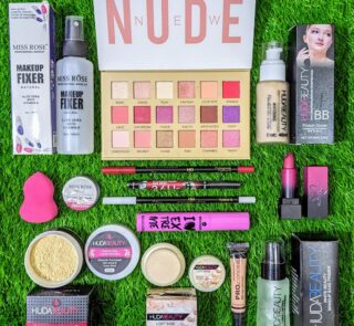 14 in 1 Makeup Deal – Full Cosmetic Kit with Foundation, Eyeshadow, Lipsticks, and More
