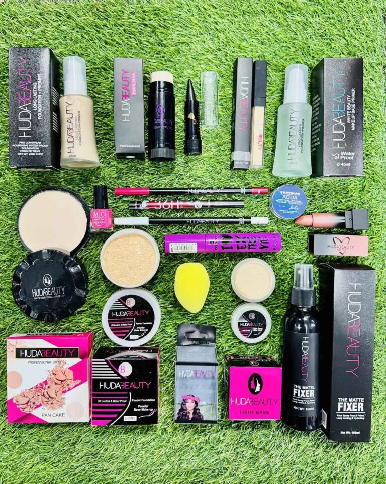 17 in 1 Ultimate Makeup Deal – Complete Cosmetic Kit with Lipsticks, Foundation, Concealer & More