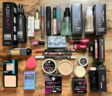 Ultimate Makeup Deal – 20 in 1 Comprehensive Beauty Set